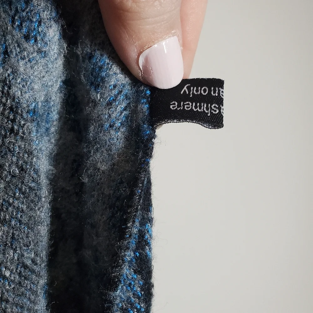 100% Cashmere Wrap